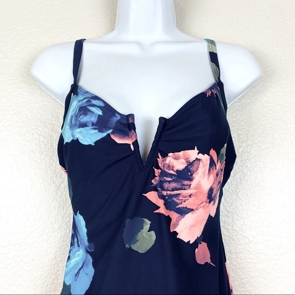 Vince Camuto Blue Floral One Piece Sizes 10 - Picture 3 of 9